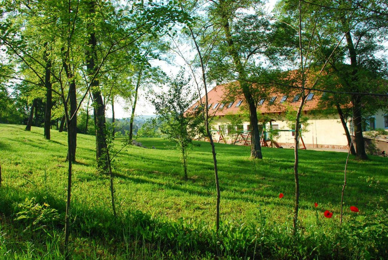 Appartamento Békesség Szigete, Klasszik Apartman Sur Esterno foto